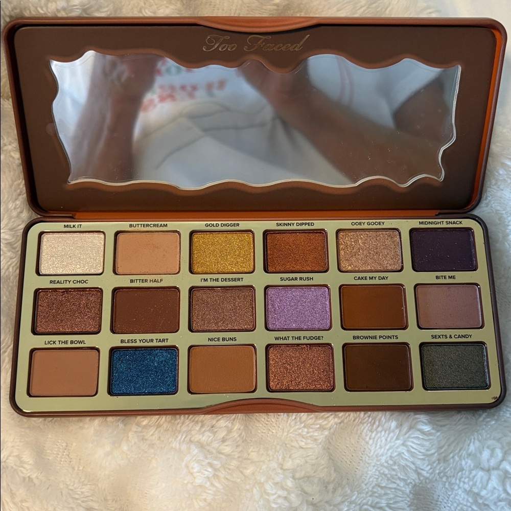 Too faced better than chocolate eyeshadow, excellent condition